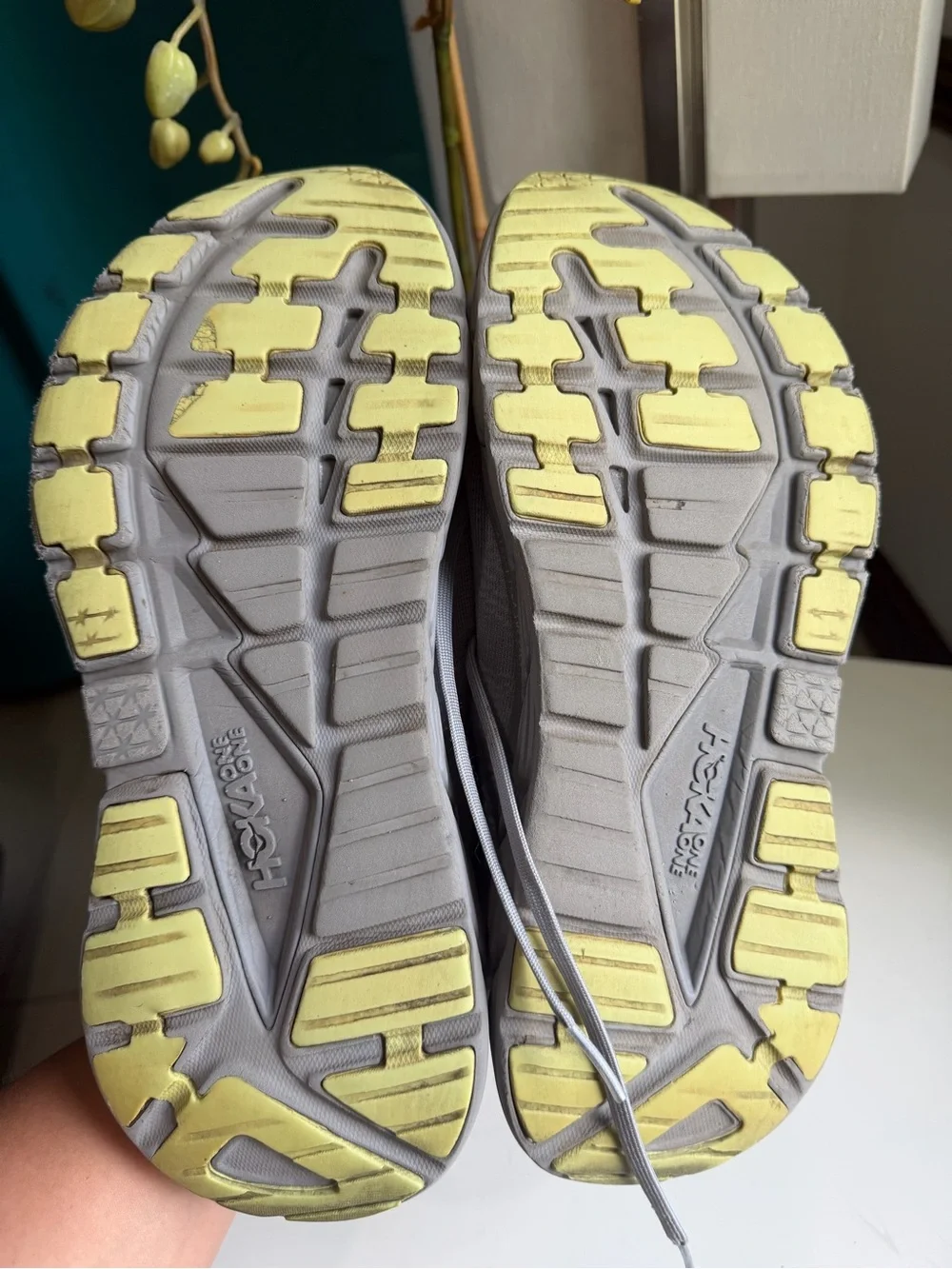 Hoka One One Gaviota 4 Men's Size 10.5 D Running Shoes Grey